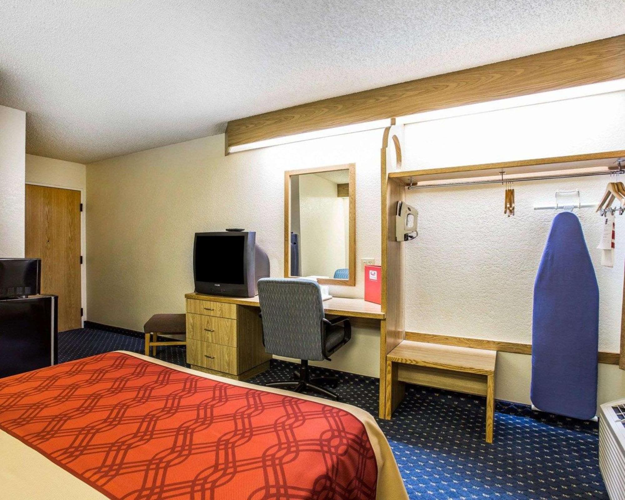 Econo Lodge Denver International Airport Aurora Esterno foto