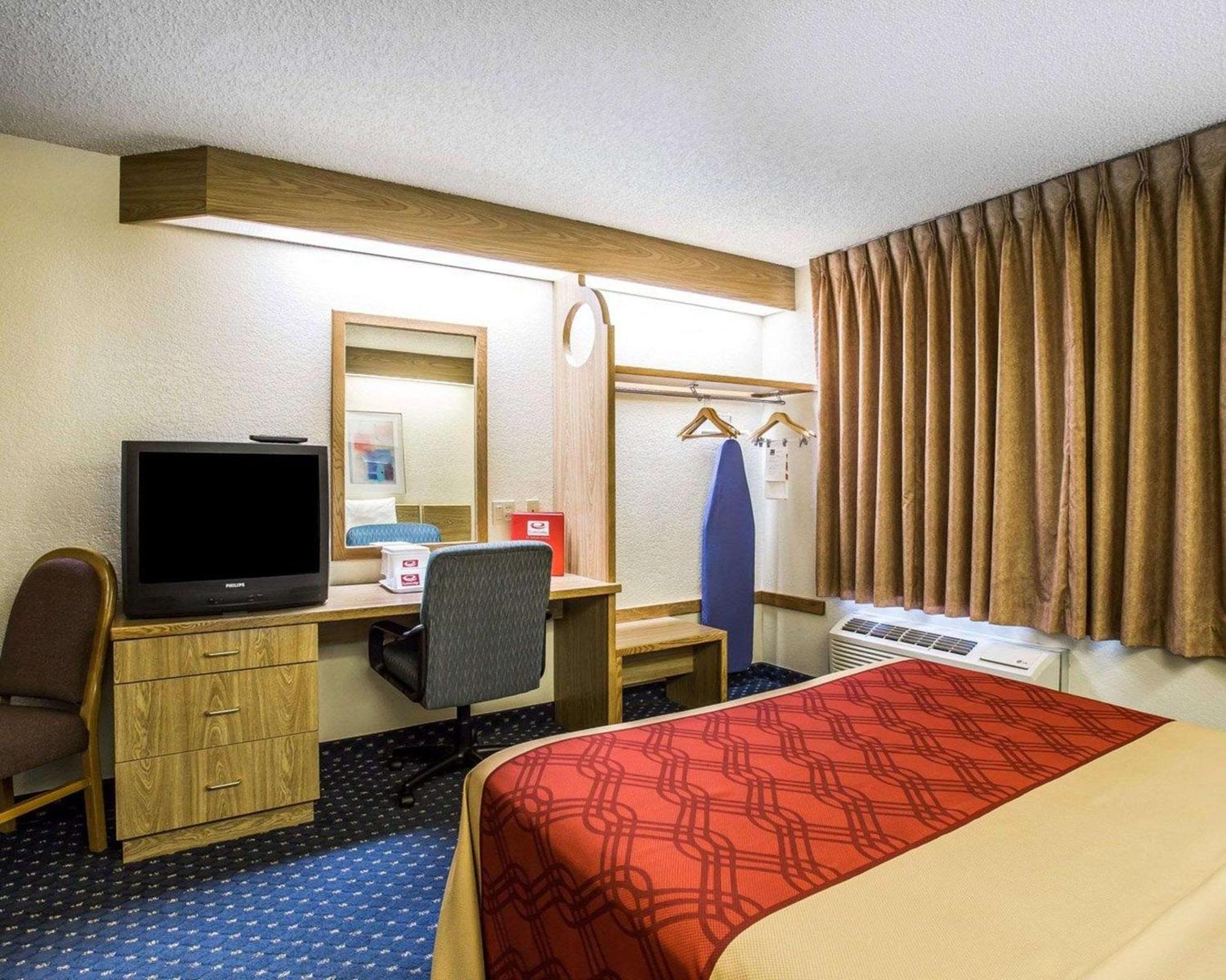 Econo Lodge Denver International Airport Aurora Esterno foto